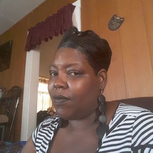 Meet your Posher, Carlian